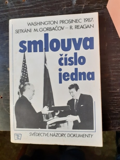 Zav��t okno